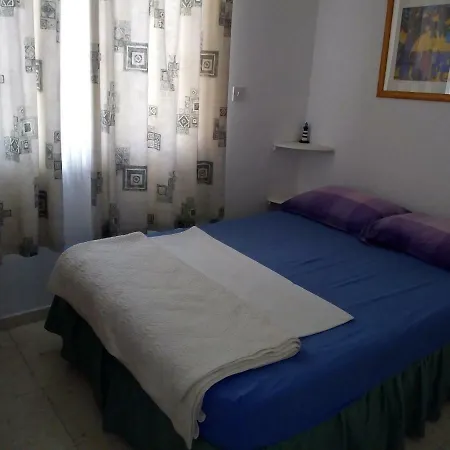 Апартаменты Faros Beach Appartments Пафос