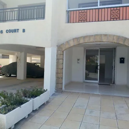 Faros Beach Appartments Апартаменты Пафос